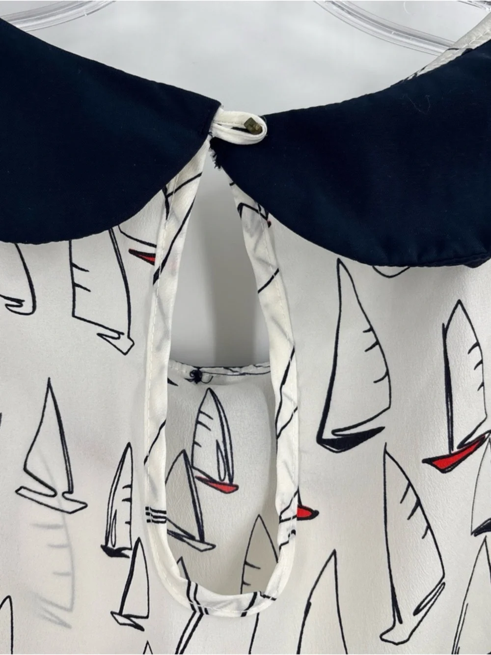 Sz XL plus sizes Forever 21 Navy and White Sailboat Print Blouse broken button - Picture 11 of 16